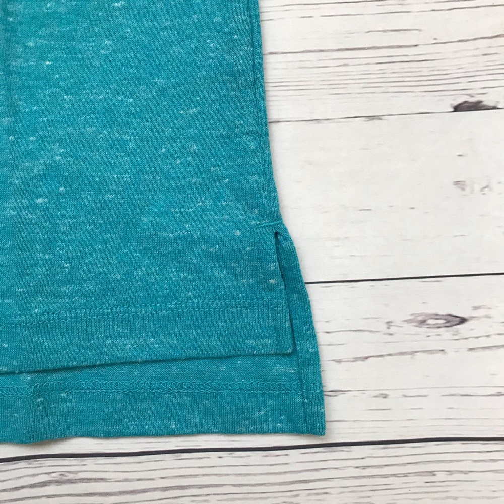 Blue cotton activewear Loose tank top - Picture 4 of 5